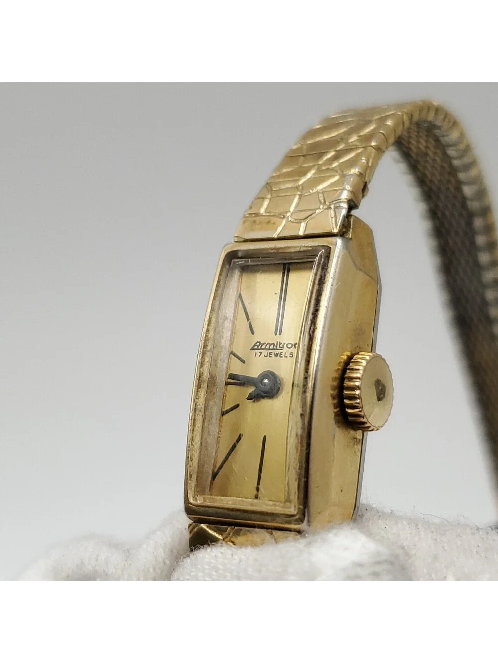 Vintage Armitron Mechanical Wind Womens Watch Running 10mm 10k RGP